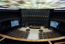 Instagram se consolida na política: 39 deputados eleitos têm mais de 1 milhão de seguidores