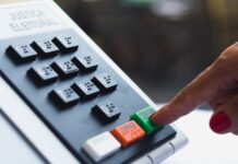 TSE cobra explicações da Meta após campanha de Lula apontar redução de alcance nas redes